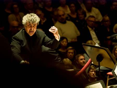 Semyon Bychkov [Photo by Renske Vrolijk]