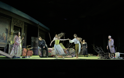 24-Ensemble-in-in-‘La-Finta-Giardiniera.’-Photo-©-Ken-Howard-for-Santa-Fe-Opera,-2015.png