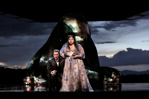 5 Edgaras Montvidas (Don Ottavio) and Leah Crocetto (Donna Anna) in 'Don Giovanni' (c) Ken Howard, 2016.png