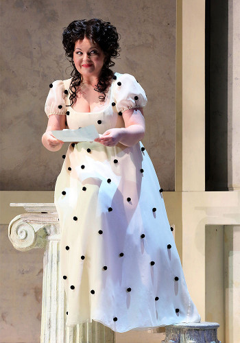 Elizabeth DeShong as Rosina [Photo by Craig T Matthew]