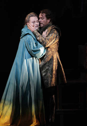 Marina Poplavskaya as Lucrezia Contarini and Francesco Meli as Jacopo Foscari [Photo by Robert Millard courtesy of LA Opera]
