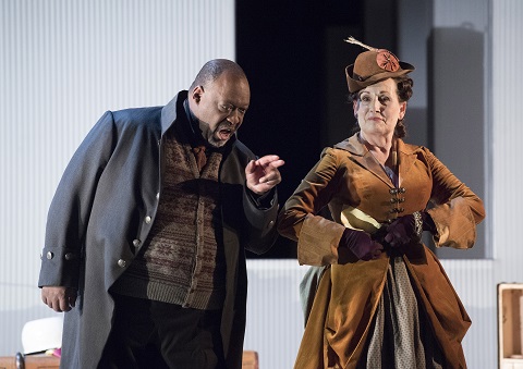 Chicago Classical Review » » Lyric Opera's darkly Freudian “Hansel and Gretel” returns in worthy revival