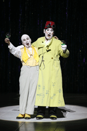 Jean-Paul Fouchécourt as King Ouf and François Loup as Siroco [Photo by Carol Rosegg courtesy of New York City Opera]