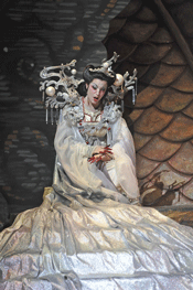 Lise Lindstrom as Turandot [Photo by Gaston De Cardenas courtesy of Florida Grand Opera]