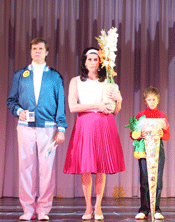 Rodney Gilfry (Sam), Beth Clayton (Dinah) and Moritz Becker (Sohn) [Photo by Wilfried Hösl courtesy of Bavarian State Opera]