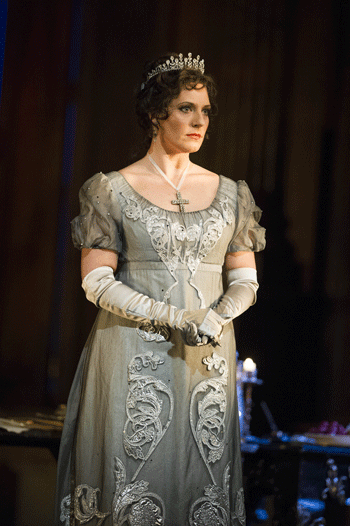 Amanda Echalaz as Tosca [Photo by ROH / Kenton]
