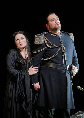 Anna Caterina Antonacci as Cassandra, Brian Mulligan as Coroebus [Photo by Corey Weaver, courtesy of San Francisco Opera]