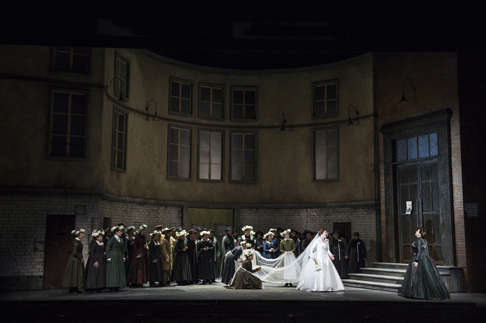 WNO-Lohengrin-03.gif