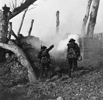 A World War I battle scene [Source: US Army]