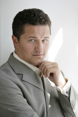 Piotr Beczala [Photo by Kurt Pinter]