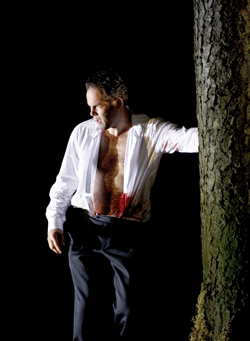 Gerald Finley as Don Giovanni [Photo © Monika Rittershaus courtesy of Salzburg Festspiele]