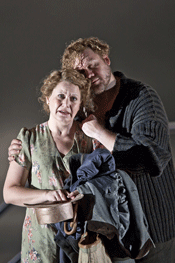 Peter Grimes (Stuart Skelton) and Ellen Orford (Amanda Roocroft) [Photo by Clive Barda courtesy of English National Opera]